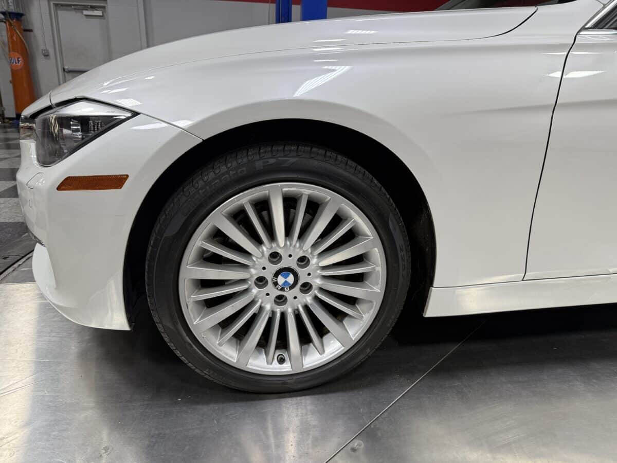 2014 BMW 3 Series 13