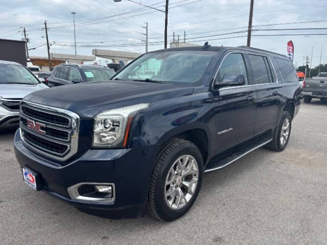 2017 GMC Yukon XL SLT
