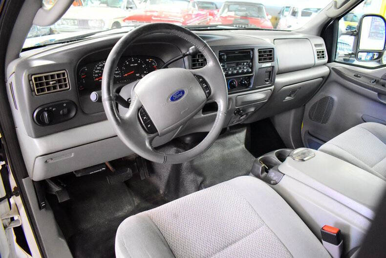 2004 Ford Excursion