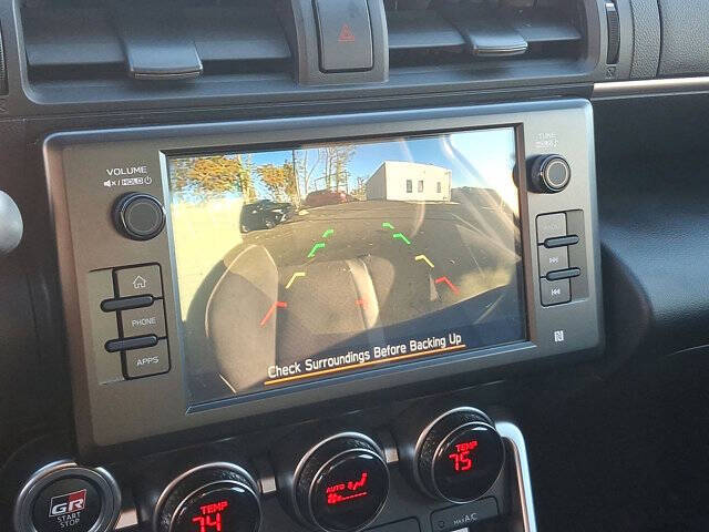 2024 Toyota GR86 Premium