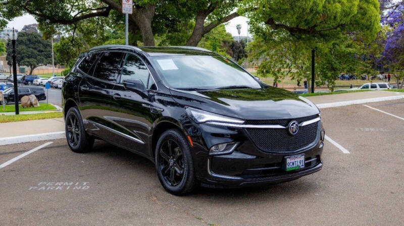 2023 Buick Enclave Essence