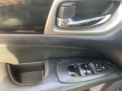 2016 Nissan Pathfinder SV