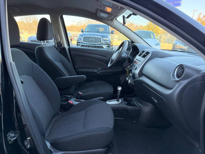 2014 Nissan Versa 1.6 SV