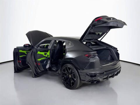 2022 Lamborghini Urus