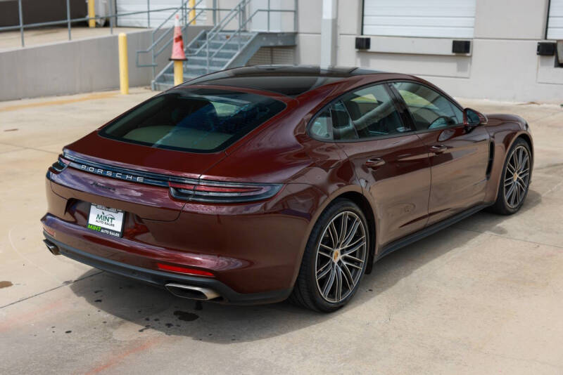 2019 Porsche Panamera