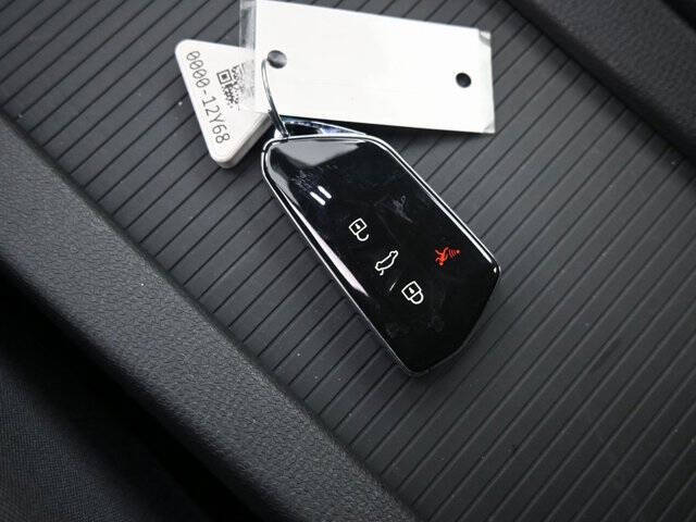 2022 Volkswagen ID.4 Pro