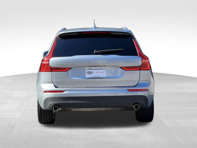 2018 Volvo XC60 T5 Momentum