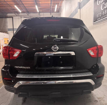 2020 Nissan Pathfinder S