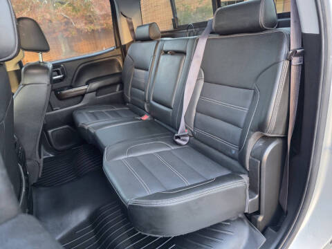 2017 GMC Sierra 3500HD Denali