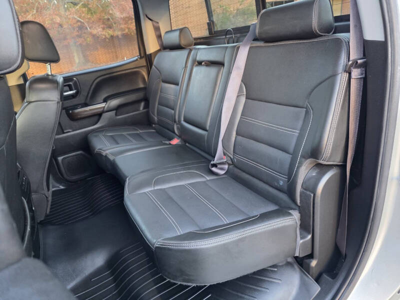 2017 GMC Sierra 3500HD Denali