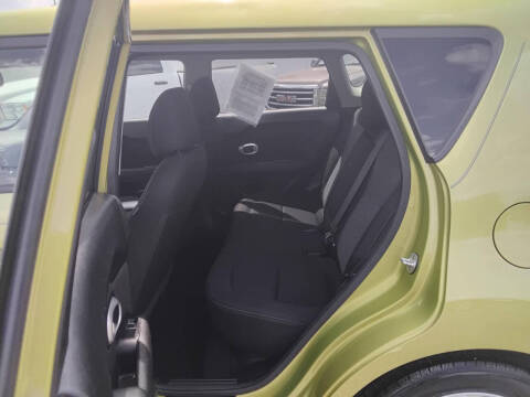 2017 Kia Soul +