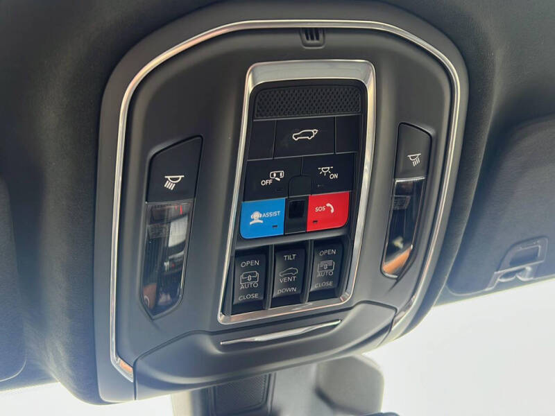 2025 Jeep Grand Cherokee Summit Reserve