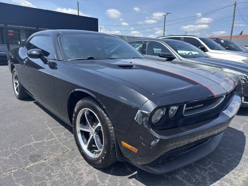 2011 Dodge Challenger SE