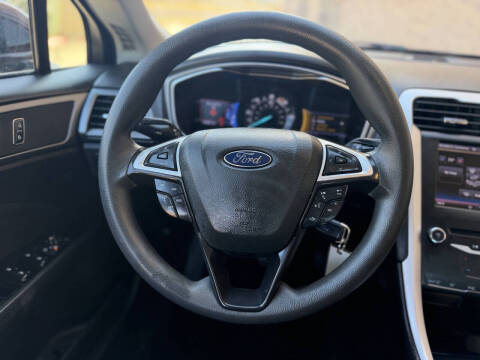 2013 Ford Fusion Hybrid SE