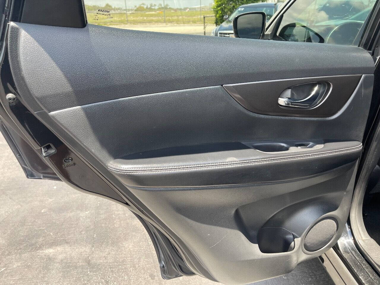 2014 Nissan Rogue  - $10,900