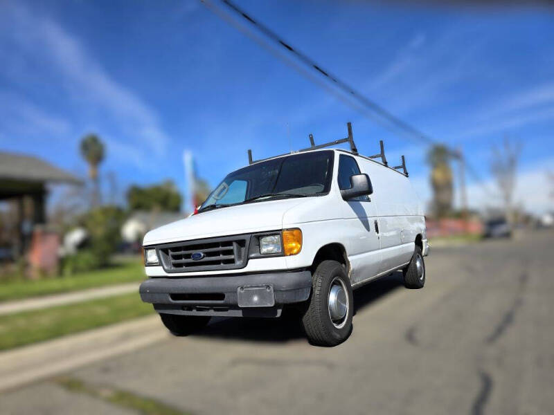 2004 Ford E-Series E-250