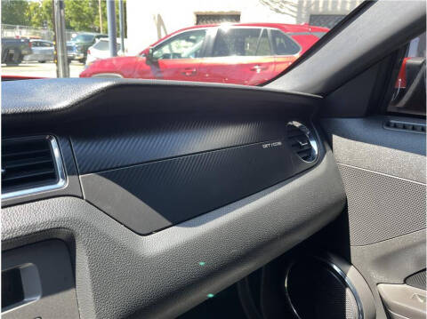 2012 Ford Mustang GT Premium