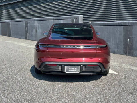 2022 Porsche Taycan