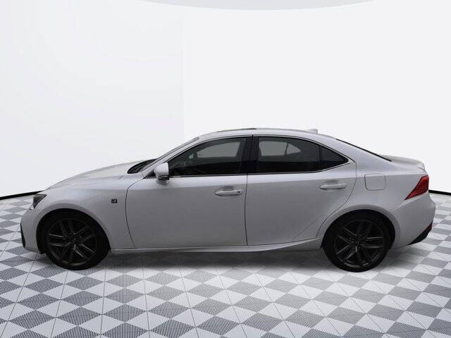 2017 Lexus IS 200t