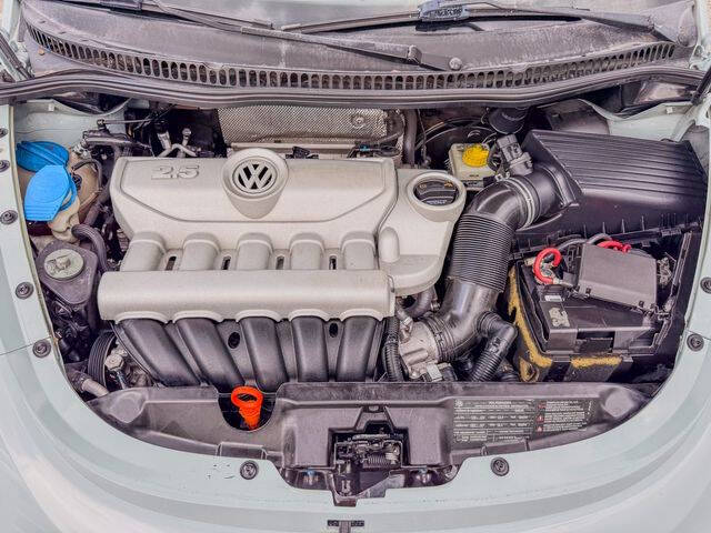 2010 Volkswagen New Beetle Convertible Final Edition PZEV