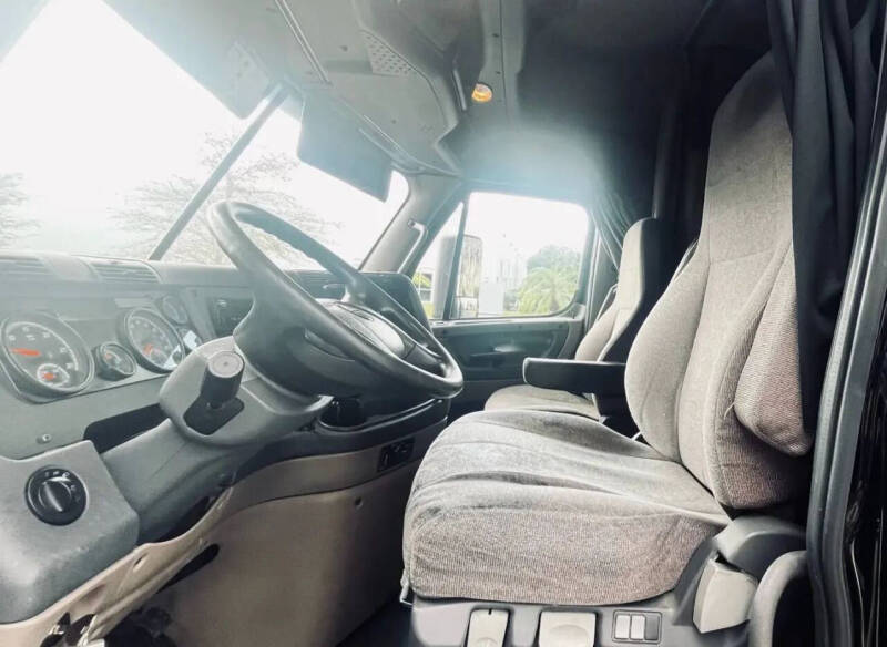 2018 Freightliner Cascadia