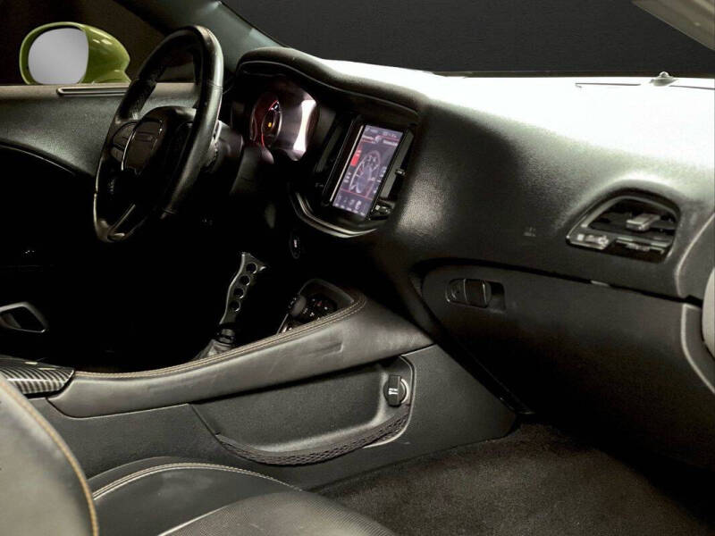 2015 Dodge Challenger R/T Plus Shaker
