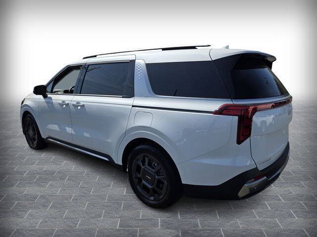 2025 Kia Carnival SX