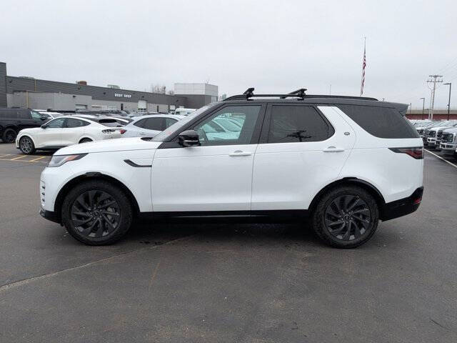 2023 Land Rover Discovery P300 S R-Dynamic