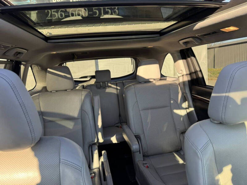 2014 Toyota Highlander Limited Platinum