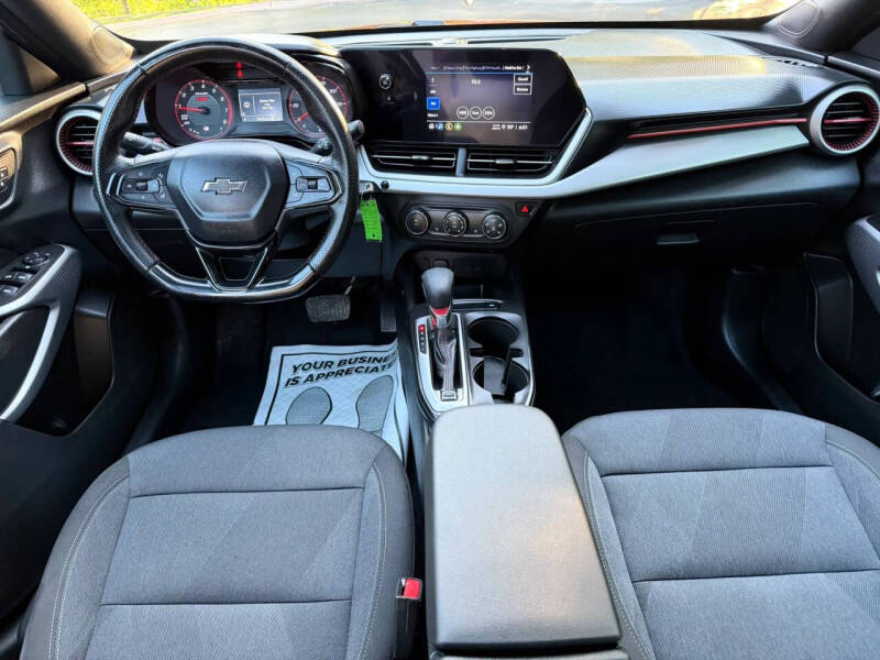 2024 Chevrolet Trax RS