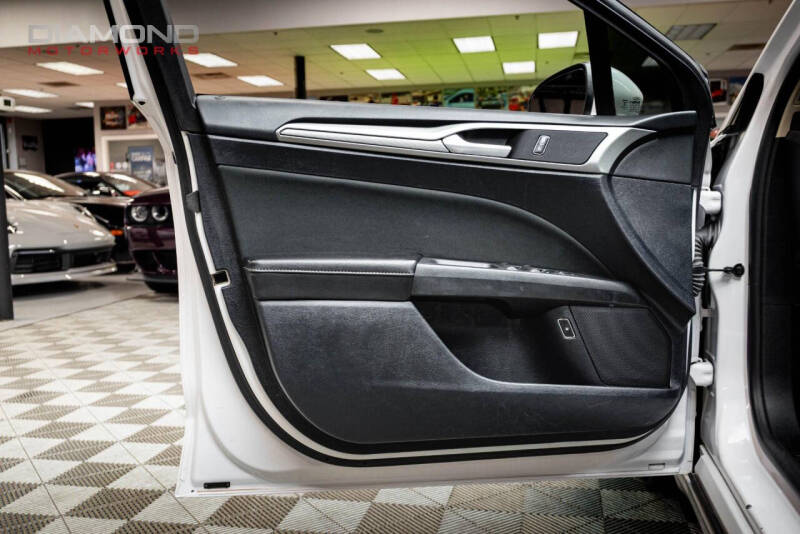 2020 Ford Fusion Hybrid SE