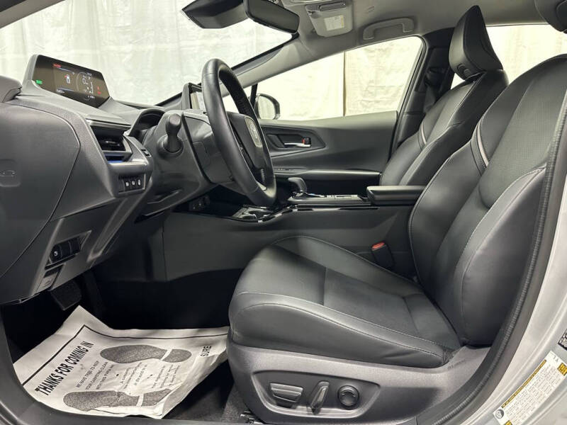 2025 Toyota Prius XLE