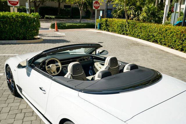 2024 Bentley Continental