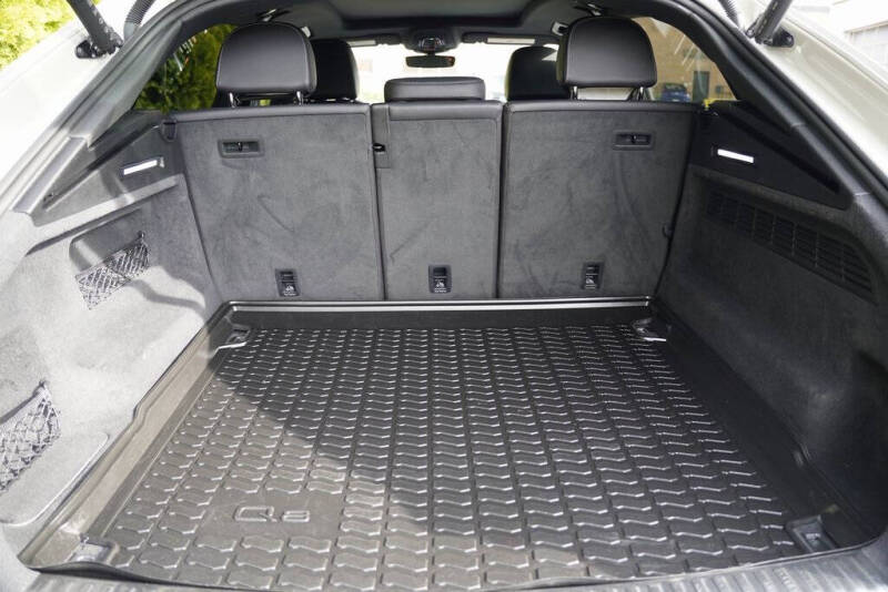 2021 Audi Q8 quattro Premium Plus 55 TFSI