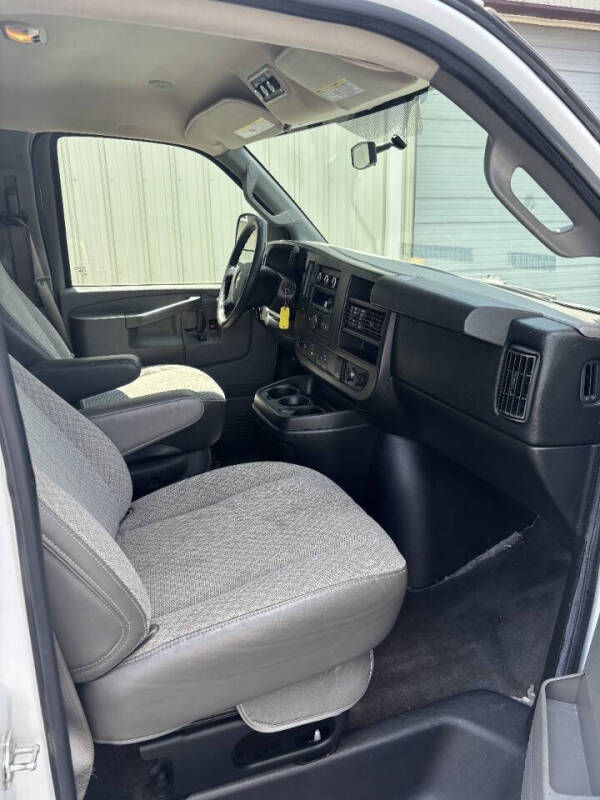 2016 Chevrolet Express LT 3500