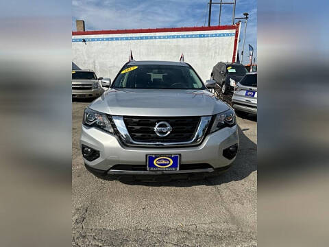 2017 Nissan Pathfinder Platinum