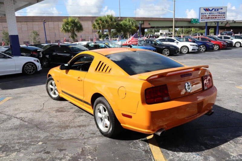 2007 Ford Mustang GT Deluxe