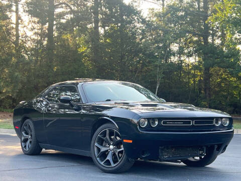 2015 Dodge Challenger SXT