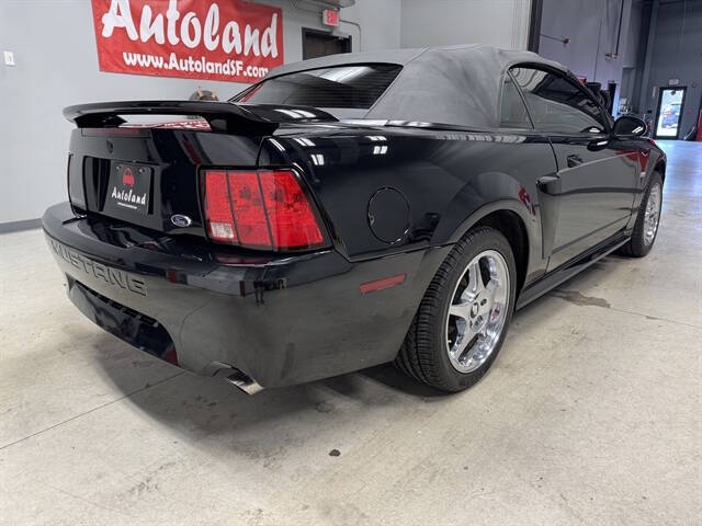 2003 Ford Mustang