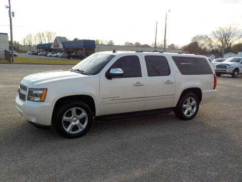 2013 Chevrolet Suburban for sale at Young's Motor Company Inc. in Benson NC