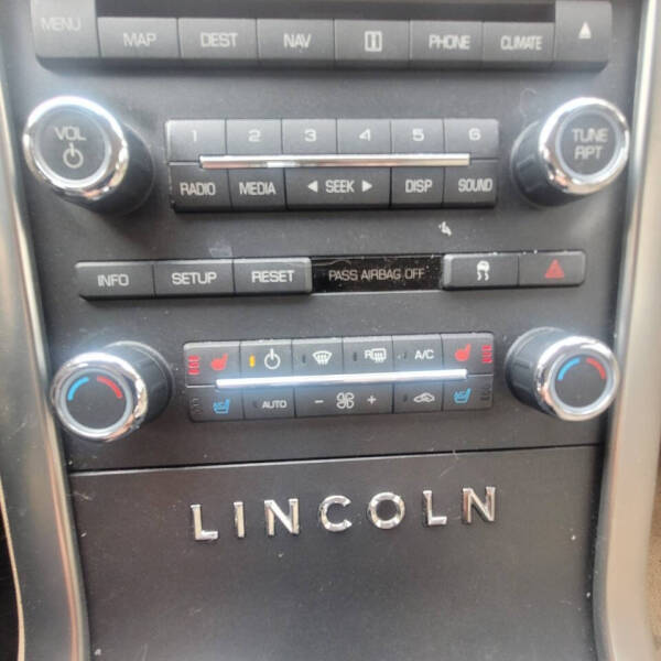 2009 Lincoln MKS
