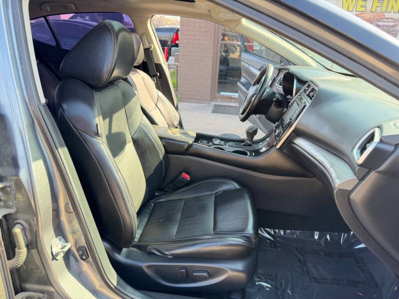 2017 Nissan Maxima