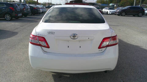 2011 Toyota Camry LE