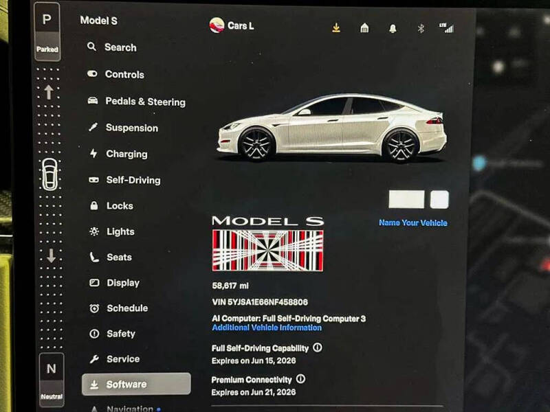 2022 Tesla Model S Plaid