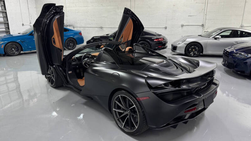 2020 McLaren 720S Spider