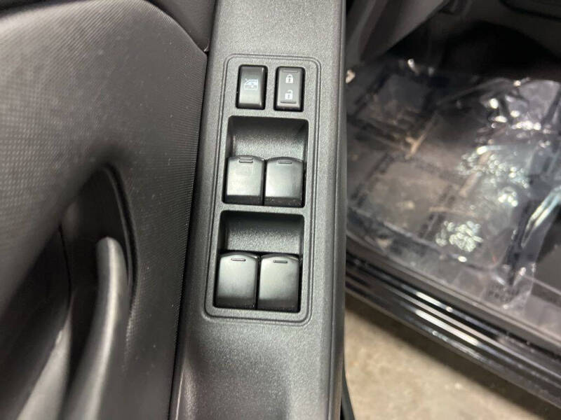 2023 Nissan Frontier S