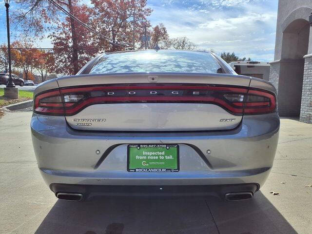 2016 Dodge Charger SXT