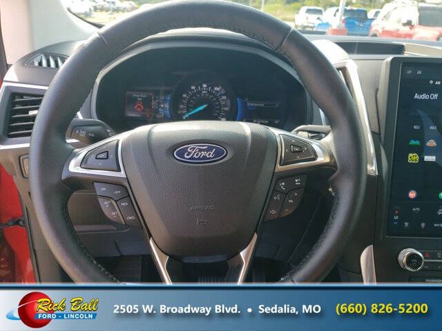 2023 Ford Edge Titanium