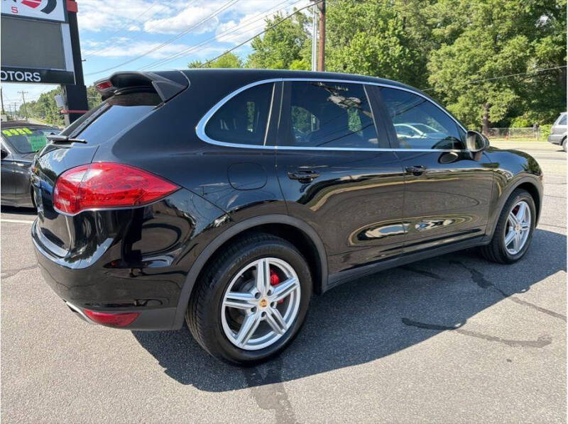 2011 Porsche Cayenne S