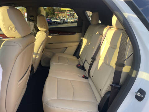 2018 Cadillac XT5 Premium Luxury